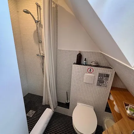 Messe, Uniklinikum, Grugapark - Charmante Wohnung Mit Dachterrasse In Guter Lage Essen Extérieur photo
