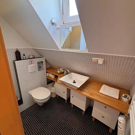 Messe, Uniklinikum, Grugapark - Charmante Wohnung Mit Dachterrasse In Guter Lage Essen Extérieur photo