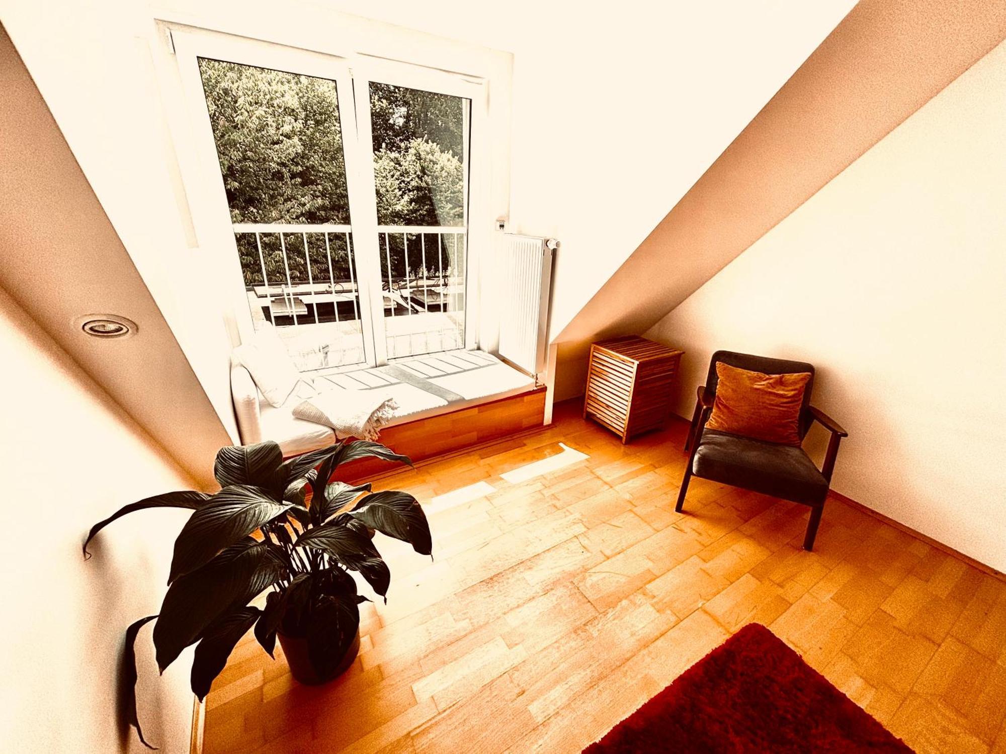 Appartement Messe, Uniklinikum, Grugapark - Charmante Mit Dachterrasse In Guter Lage Essen